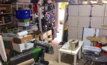 Garage pieno di cose
