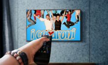 Guardare la televisione