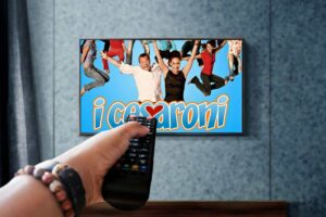 Guardare la televisione